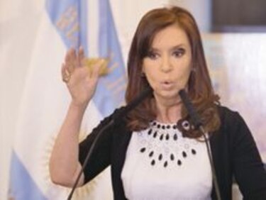 Piden arresto inmediato de Cristina Fernández