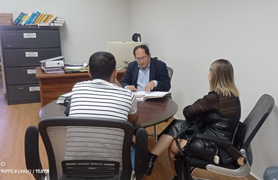 Tribunal ordena devolución de $26,372 a compradora por cláusulas abusivas en contrato inmobiliario