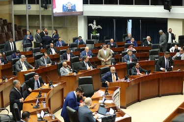 Contrato minero: la pelota rebota y vuelve a la Asamblea