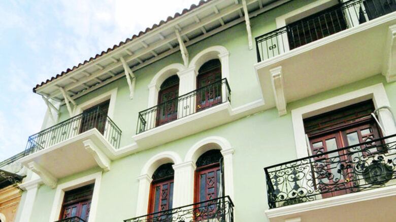 Exministros Roberto Henríquez y Lucy Molinar son indagados en Fiscalía Anticorrupción