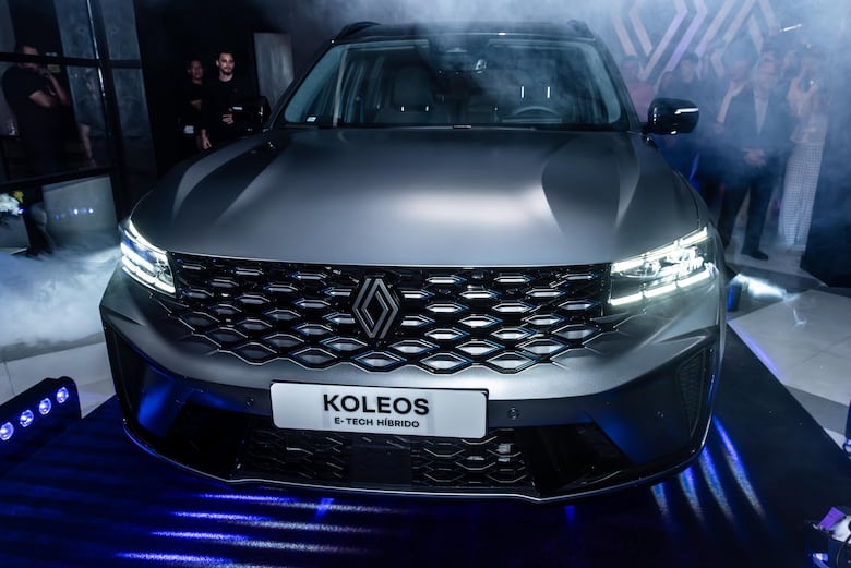Renault regresa a Panamá e inaugura su nuevo concesionario oficial en Costa del Este