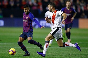 Alavés no pudo con la presión de la segunda posición y Barcelona sigue como líder