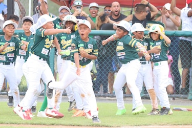Panamá Oeste remonta ante Los Santos y se corona campeón del Nacional U10 de Béisbol