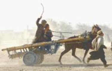 Los afganos que huyen hacia Paquistán