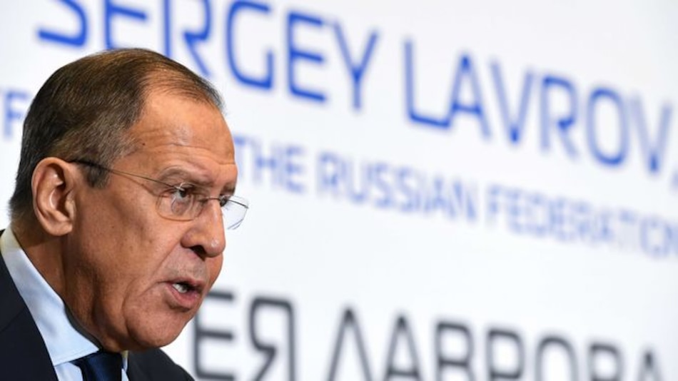 Rusia niega interferir en comicios de Estados Unidos tras imputación de exasesores de Trump