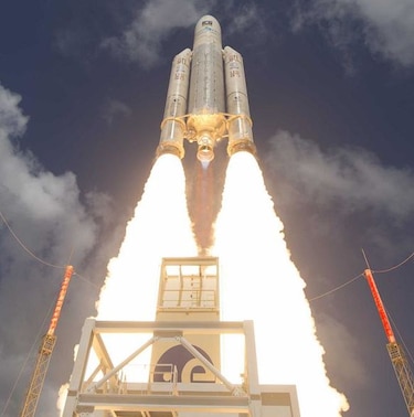Ariane 5 lanzará este miércoles dos satélites, para Brasil y Japón
