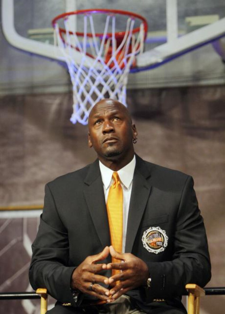 El legendario Michael Jordan inclina la balanza a favor de Kobe Bryant
