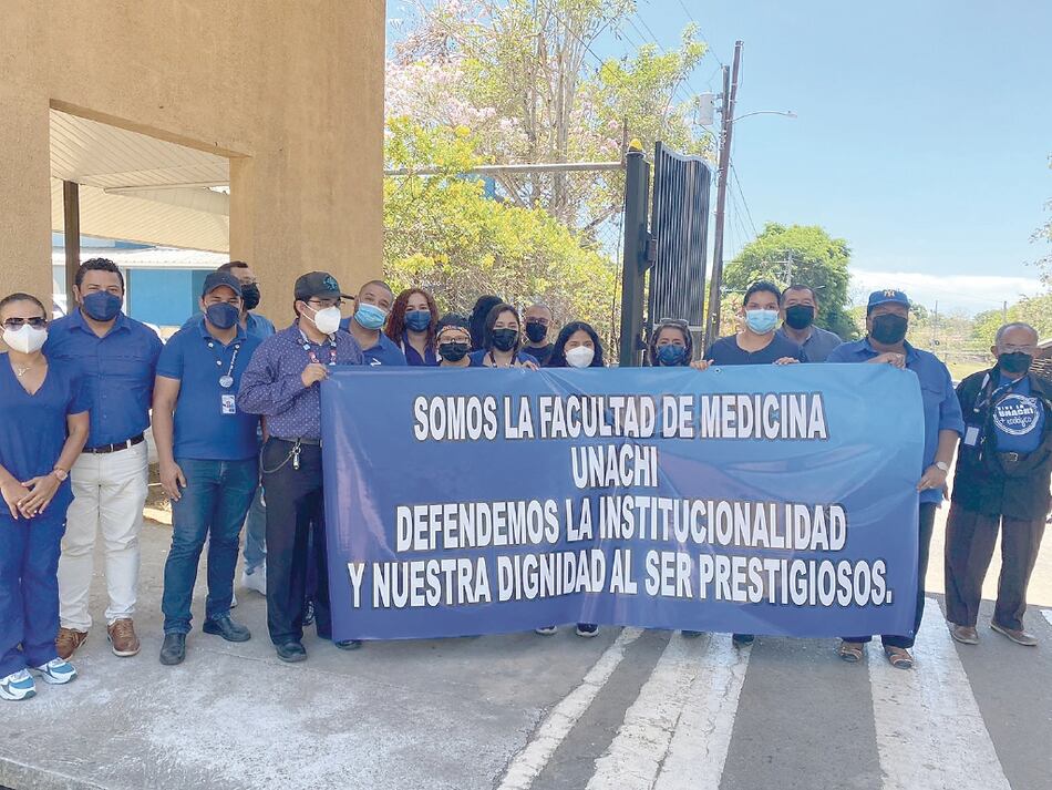 Unachi: La rectora se prepara para reelegirse