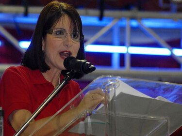 Designación de Marta Linares como ‘vice’ depende de Arias, dice Henríquez