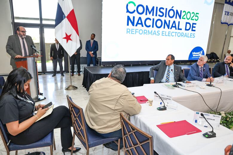 CNRE pospone para 2026 los temas álgidos: adjudicación de curules, revocatoria y Parlacen 