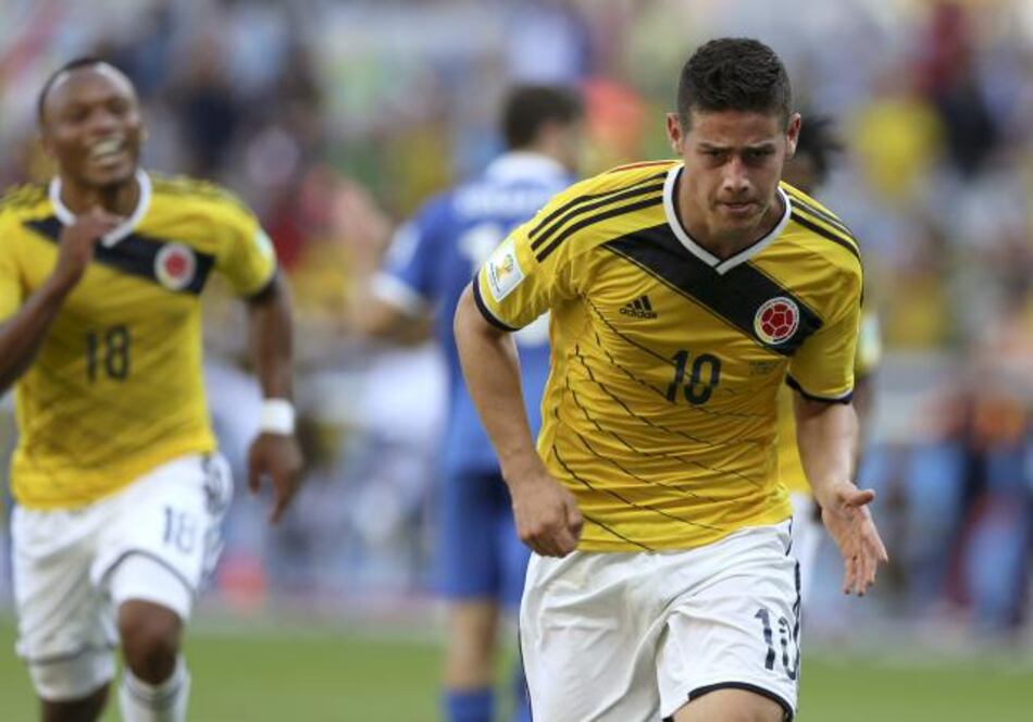Colombia vence 3-0 a Grecia en debut