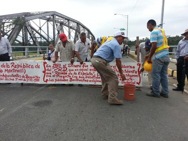 Jubilados y pensionados de Bocas reclaman pagos