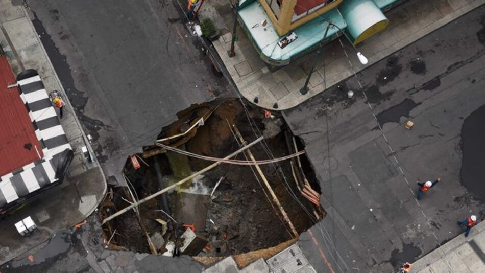 La tormenta tropical Lidia azota Los Cabos, en México