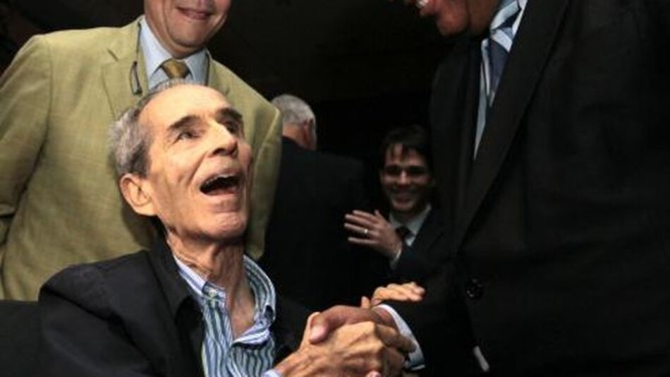 Ricardo Arias Calderón y la noche de los pañuelos blancos