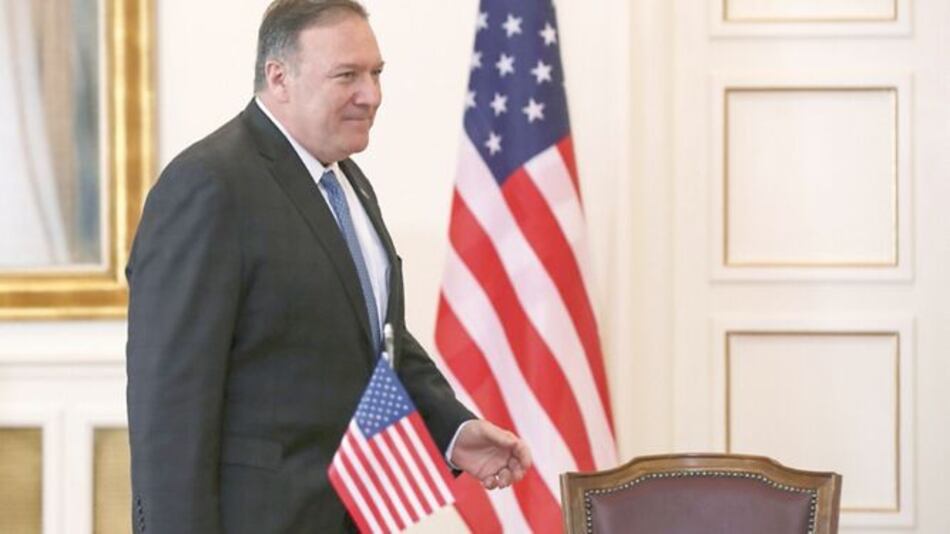 Pompeo denuncia ‘acoso’ tras exigencia de demócratas