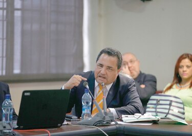 Tribunal de Cuentas y DGI, enfrentados por sentencias 