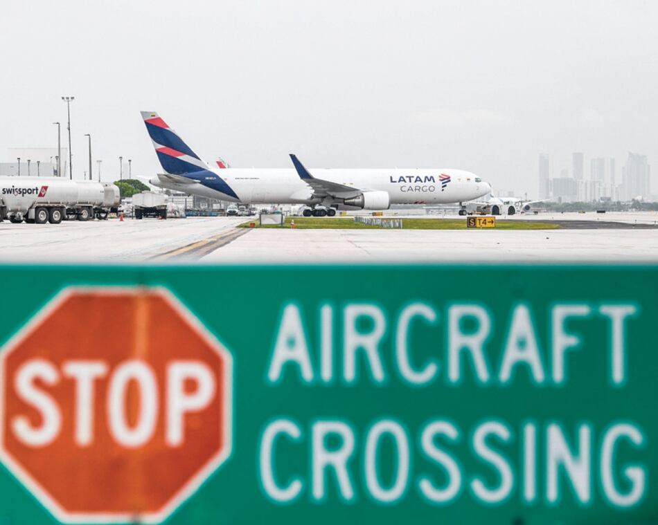 Acreedores de Latam quieren demandar a Delta y Qatar Airways