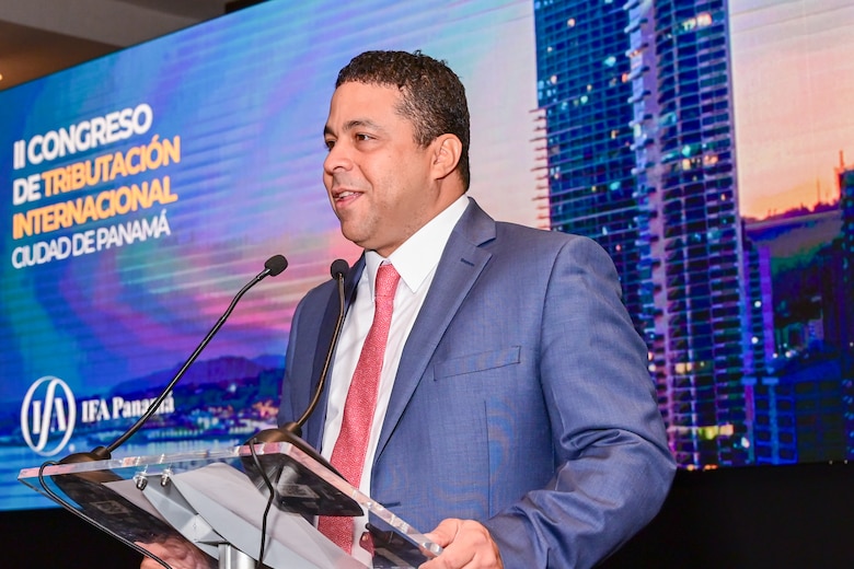 Canciller Martínez-Acha sobre listas: ‘Panamá no es refugio de dinero sucio’