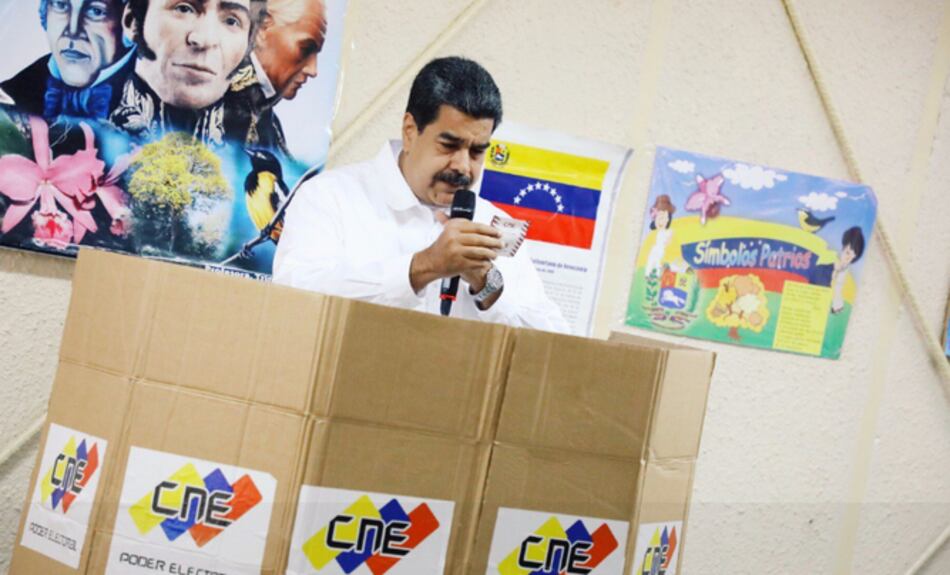 Maduro prueba maquinaria chavista de cara a elección presidencial