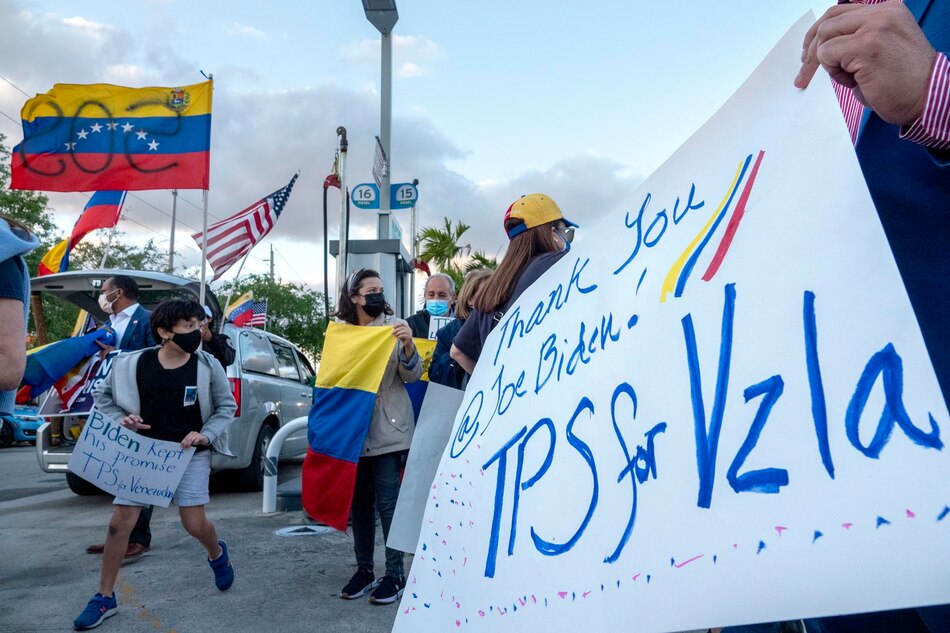 Juez bloquea la decisión de Trump de poner fin al TPS para venezolanos y haitianos
