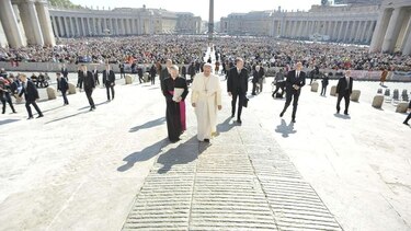 Fiscalía italiana: Yihadistas hablaban de atentado contra Vaticano en 2010