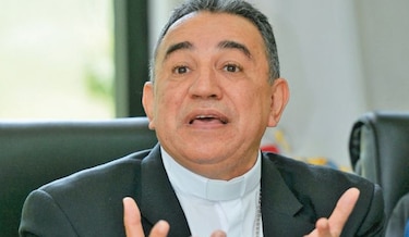 Arzobispo Ulloa: para ver al papa Francisco no hay que pagar