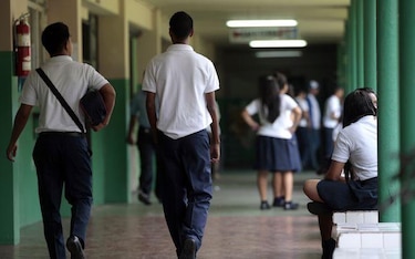 Estudiantes expresan al Meduca su interés de realizar ceremonias de graduación