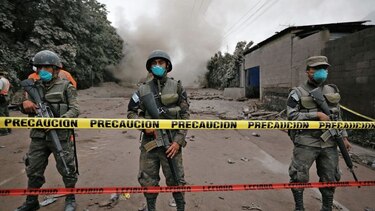 Erupción volcánica arrasó con poblados en Guatemala