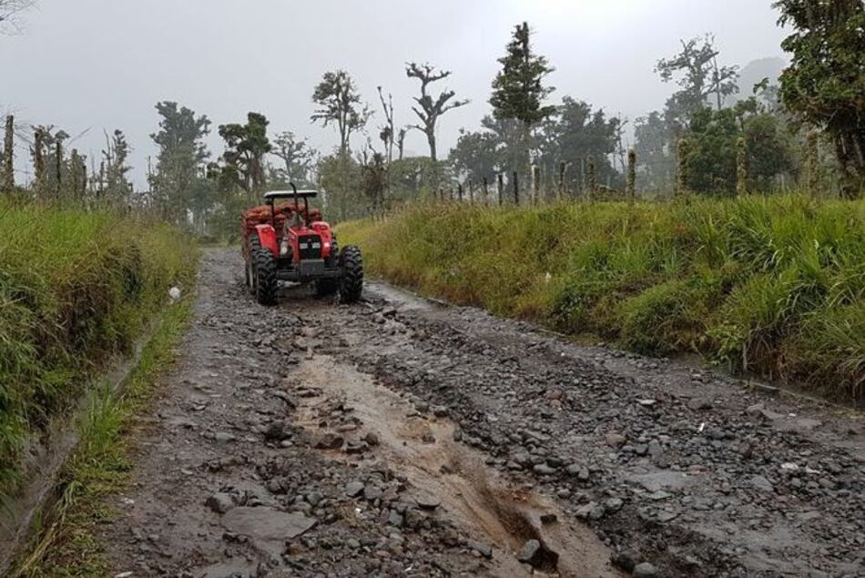 Productores solicitan arreglo de carretera en Cerro Punta y Volcán