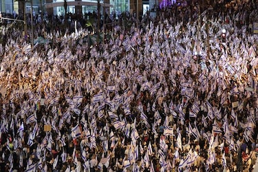 Más protestas en Israel por reforma judicial tras romperse diálogo de Gobierno y oposición