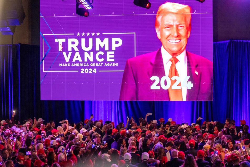 Kamala Harris felicita en una llamada a Donald Trump por su victoria