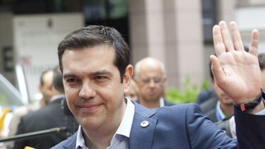Primer ministro griego cambia su gabinete tras disidencias parlamentarias