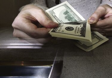 Detienen a rabino panameño-israelí con $400 mil en efectivo en autobús en Argentina
