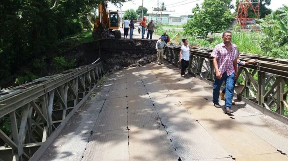 Se desploma puente en Alanje tras fuertes lluvias
