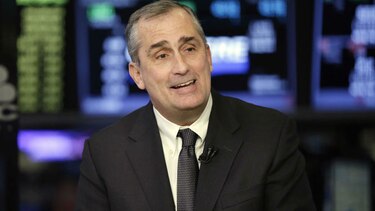 CEO de Intel renuncia tras mantener relación dentro de la empresa