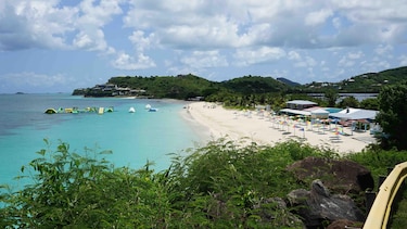 Las islas caribeñas que ofrecen un pasaporte a cambio de comprar una vivienda