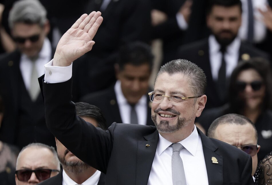 Congreso decidirá si levanta fuero del presidente de Costa Rica por un caso de concusión