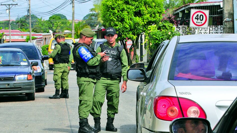 Capturan a asaltantes de Banco General