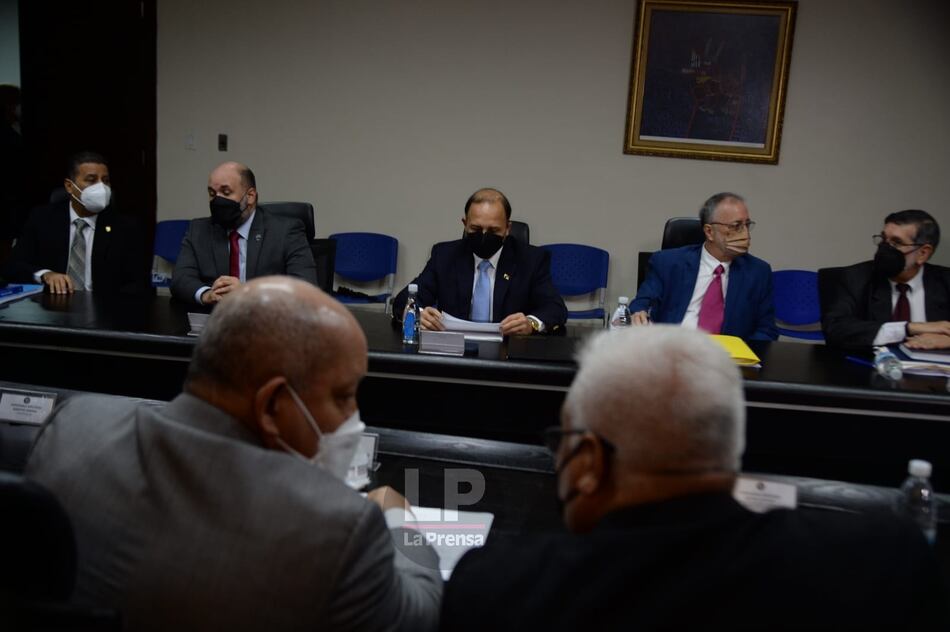 Asamblea y TE acuerdan instalar ‘mesa técnica’ que revisará los cambios a las reformas electorales 