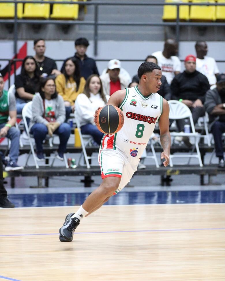 Toros de Chiriquí vencen 74-45 a los Correcaminos de Colón y toman ventaja en las finales de la LPB