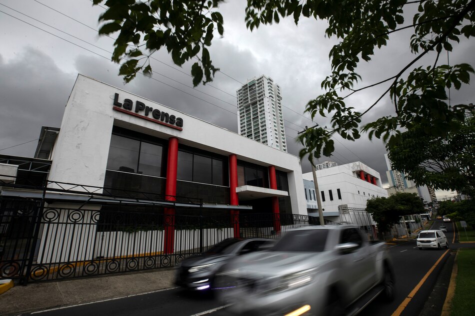 Demanda por $5.5 millones de expresidente pone en riesgo a un importante periódico panameño