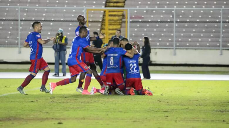 Plaza Amador y Chorrillo avanzan en Liga Concacaf