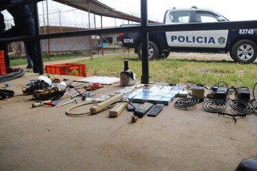 Armas, drogas, celulares y un módem, entre los artículos que han sido decomisados en La Joya