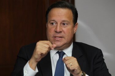 ‘Todo el mundo sabe que mi salario es donado', responde Varela a Martinelli
