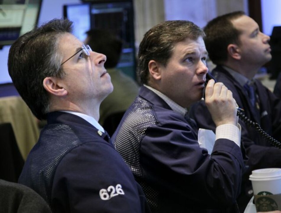 Wall Street ampliaba las pérdidas a media jornada