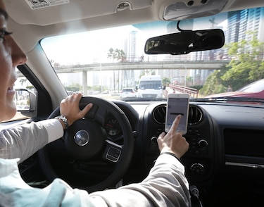 ATTT convocará a plataformas de transporte para registrarse bajo nueva regulación y exigirá certificado