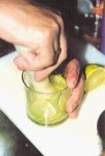 Cachaça, el aguardiente del Brasil