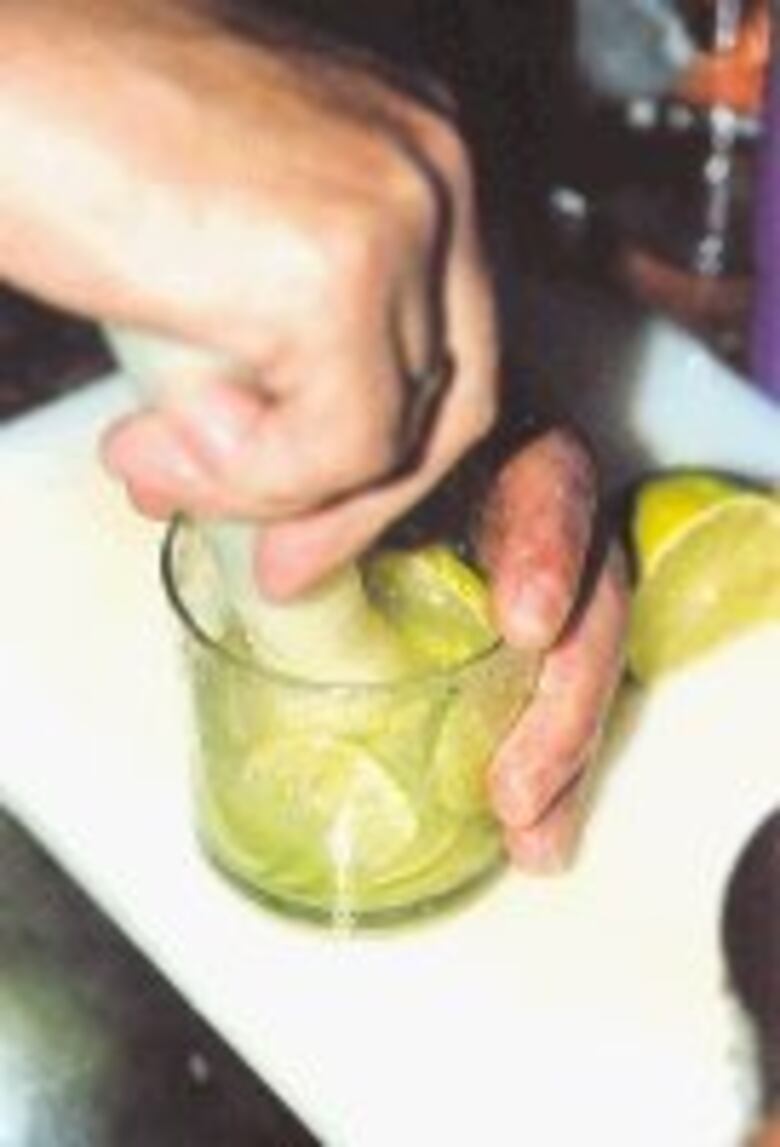 Cachaça, el aguardiente del Brasil