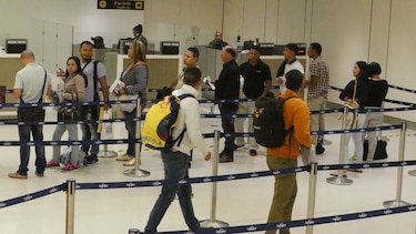 Cubanos ocupan quinto puesto en deportación y expulsión del país