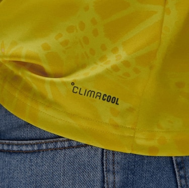 La camiseta de Colombia rinde homenaje al realismo mágico y a su biodiversidad
